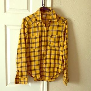 Hollister check mustard yellow full sleeve shirt